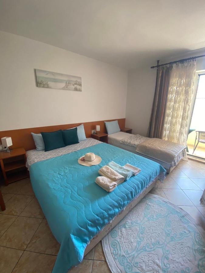 Miomir Perazic Apartments Petrovac na moru Exterior foto